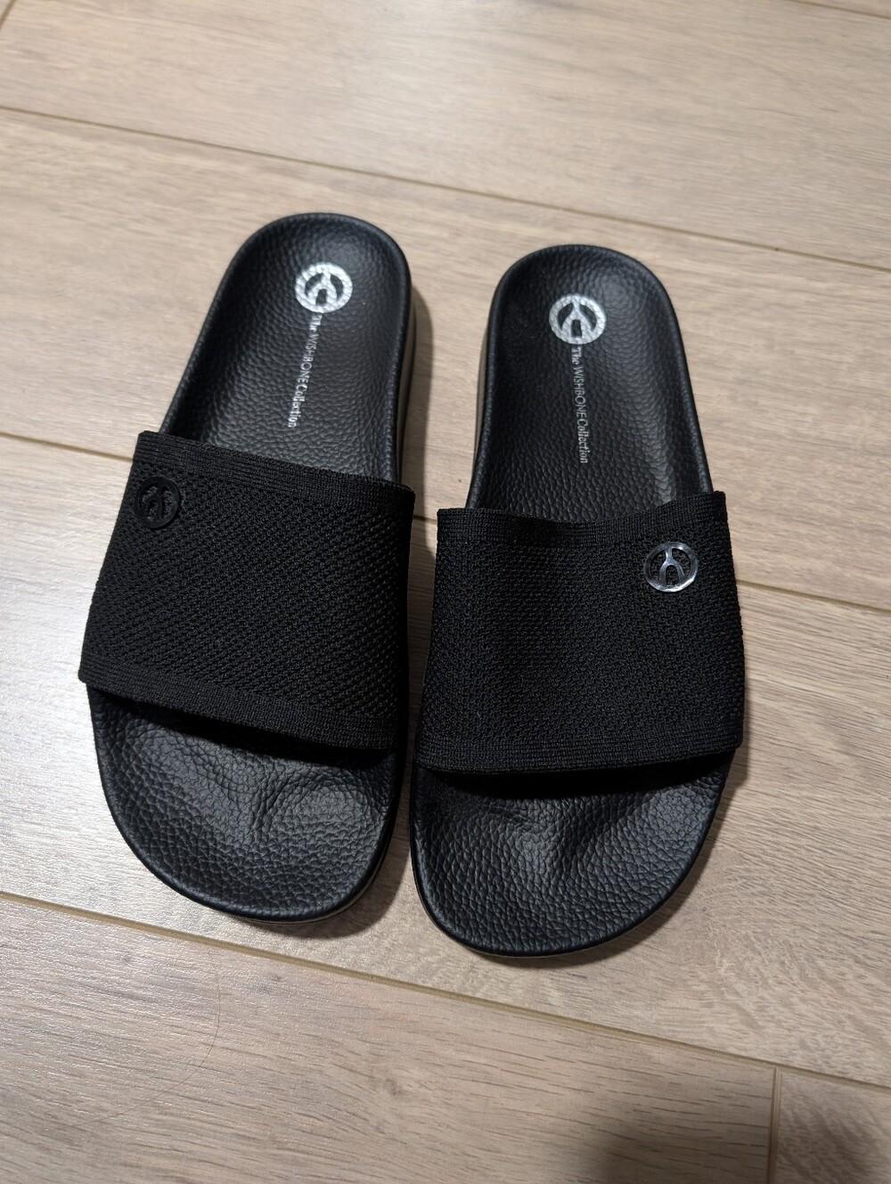 Wishbone Slide Sandals